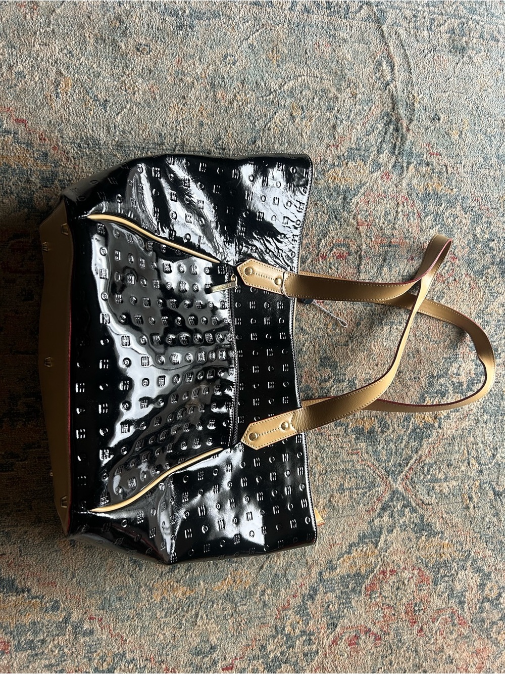 Arcadia black patent leather deep tote bag #arcadia #oldmoney